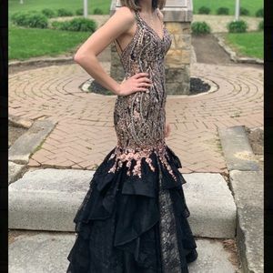 Black & Gold Jasz Prom Dress Size 0 Worn Once for Pictures Only
